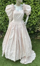 Beautiful Vintage 1980s Embroidered Cinderella Ballgown Wedding Dress Fits 8/10