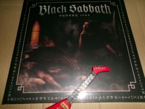 Black sabbath sydney 1980 - black,