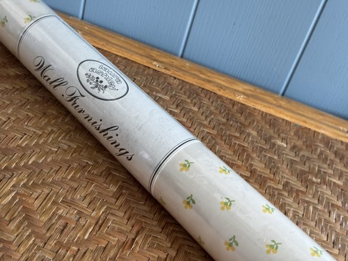 Vintage laura ashley wallpaper - laura,