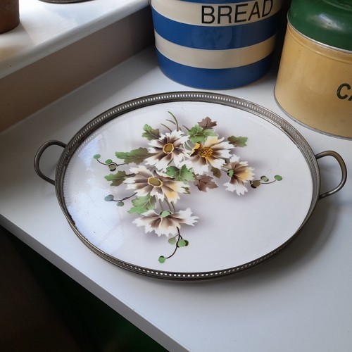 Vintage round ceramic - round, and