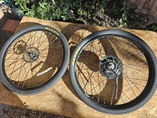 sr suntour  27.5 set of hub