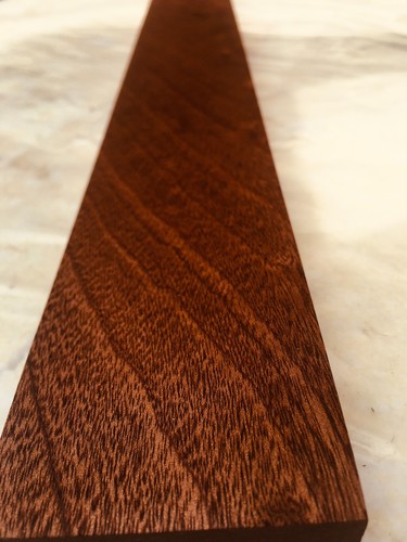 Solid mahogany timber hardwood - mahogany,
