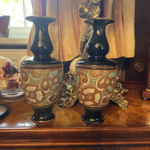 Pair royal doulton - doulton, lambeth