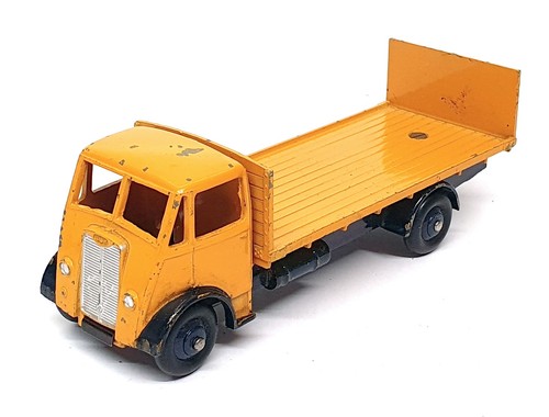 Dinky supertoys 513 guy - 513,