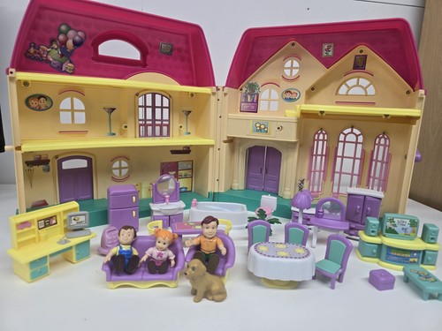 Vintage folding dolls house - dolls,