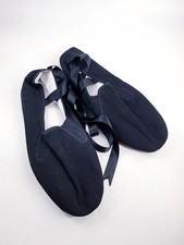 Size 8 (42) black fabric pumps lace up Chinese Martial Arts Kung Fu slippers