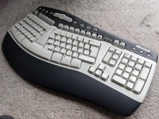 Vintage Microsoft Natural Multimedia Keyboard PS/2 - Tested & Working.