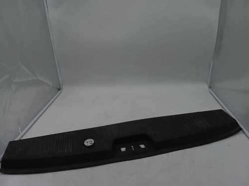 Et76r40352 boot trim - trim, ford