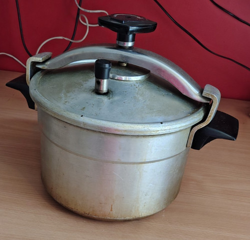 Solid large old pressure - old,