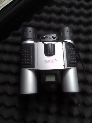 Digital binoculars 8x - 2.5k,