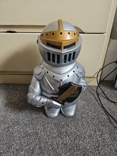Cookie jar talking knight - cookie,