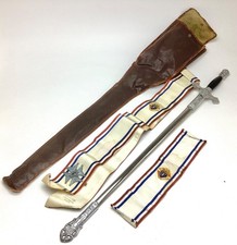 Vintage Lynch & Kelly Knights