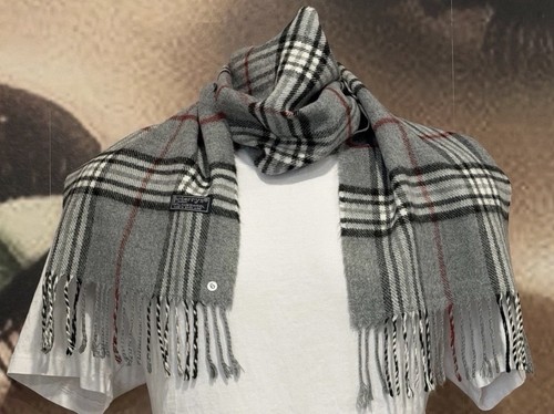 Authentic vintage burberry - 🧣authentic,