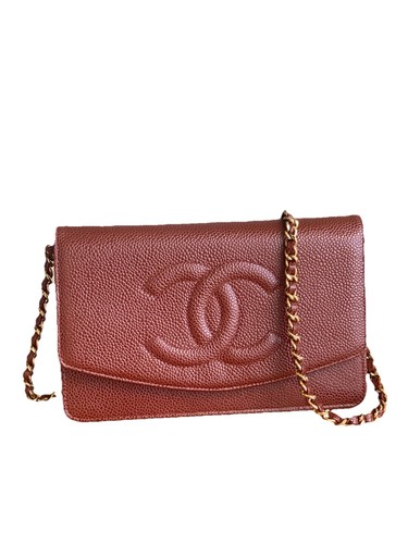 Chanel burgundy pebbled - burgundy,