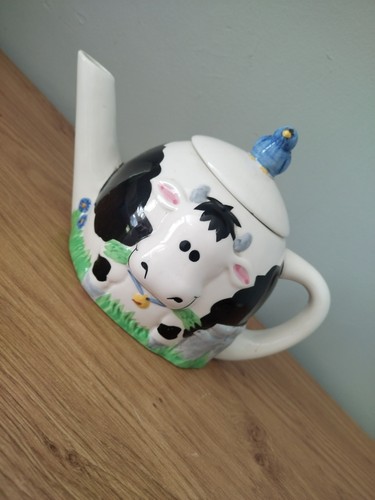 Cow tea pot - tea,