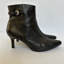 Barratts Size 2 Vintage Black