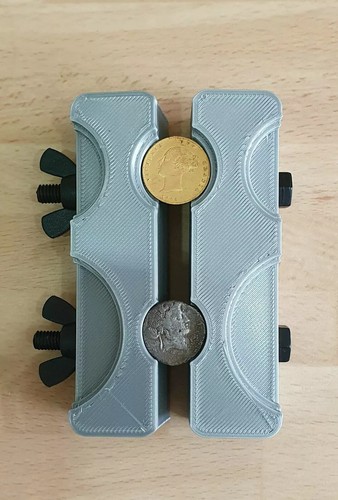 Coin cleaning vice metal - coin,
