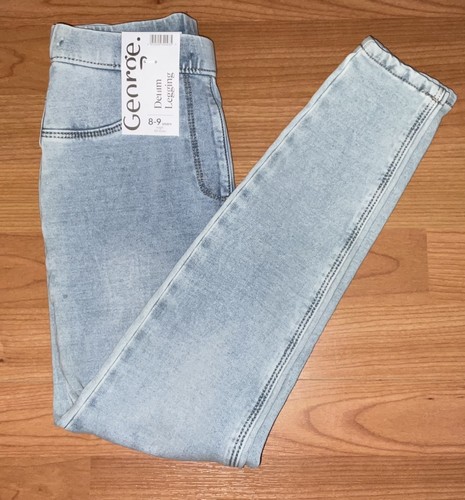 George girl pale - ,