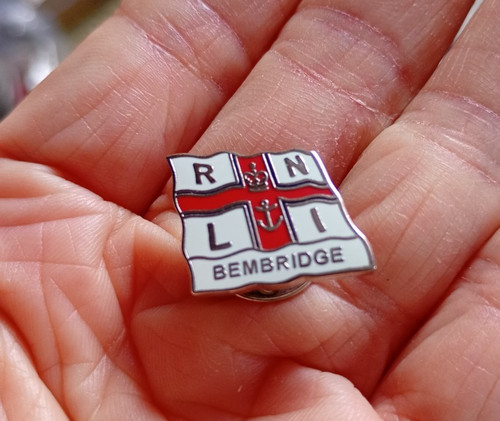 Rnli bembridge enamel pin - bembridge,