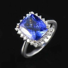 18k White Gold Stunning VS