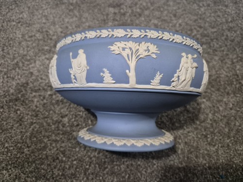 Wedgewood jasperware pedestal - wedgewood,