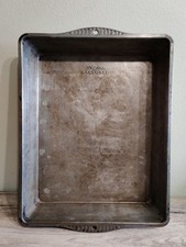 Vintage Skyline Bakeware