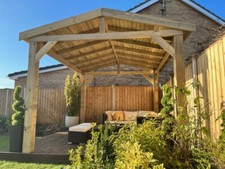 2.4x3.0 H/D Hot Tub Wood