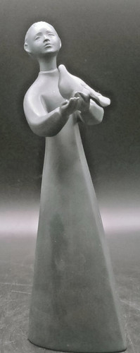 Royal doulton basalt - 🕊️,