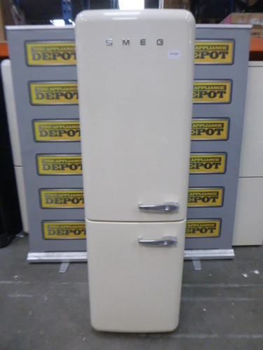 Smeg fridge freezer cream - smeg,