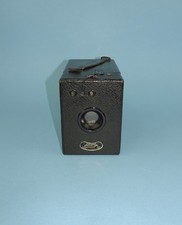 1930s Coronet box camera with Portrait Lens. Very good cosmetics. Working well.