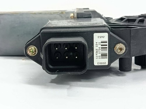0130821789 front power window