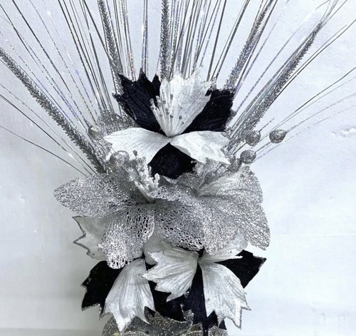 White black flower arrangement - flower,