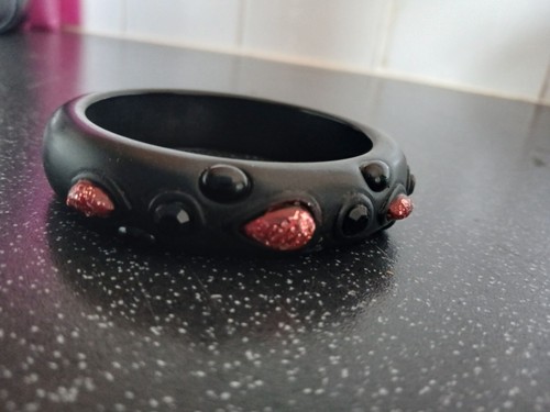 Unusual vintage bakelite - unusual,