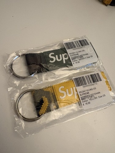 Supreme webbing keychain fw - webbing,