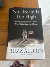 BUZZ ALDRIN AUTOGRAPH SIGNED