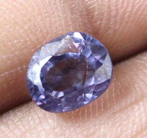 Color changing alexandrite - color,