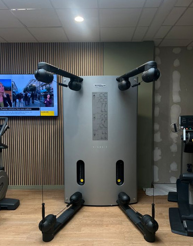 Technogym kinesis one - technogym,