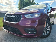 2022 Chrysler Pacifica Hybrid