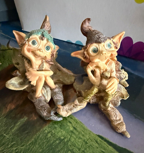 Pair fairy pixie figurine - fairy/pixie,