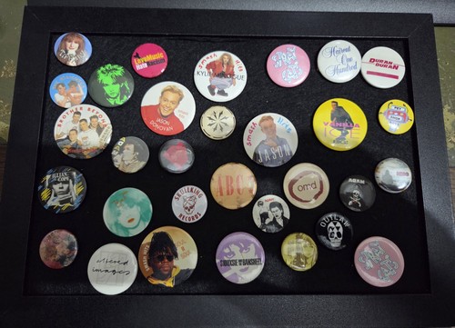 Badge display mixed - badge,