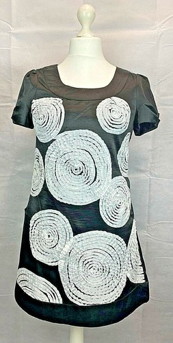 Tsega black satin - black, sleeve