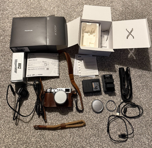 Fujifilm x100f silver - fujifilm,