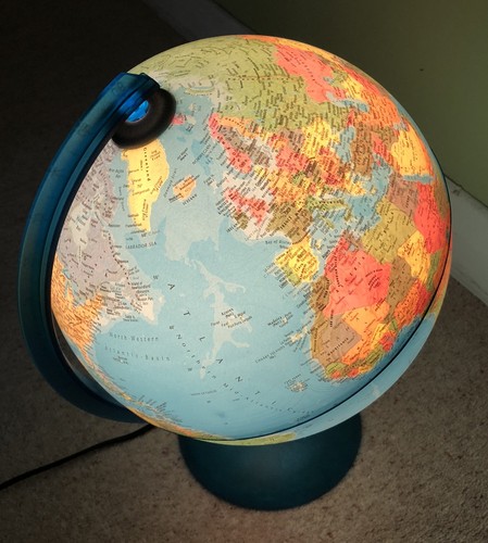 Illuminated world globe 25cm - illuminated,