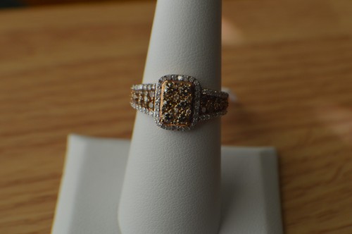 10ct natural champagne - 1.10ct,