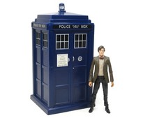 Doctor Dr Who Eleventh 11th Doctor's Flight Control Tardis & Action Figure Toy