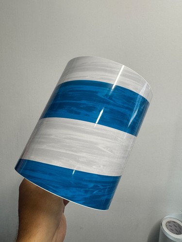 White and blue pearl - blue,