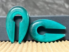PAIR Teal Cat Eye Keyhole