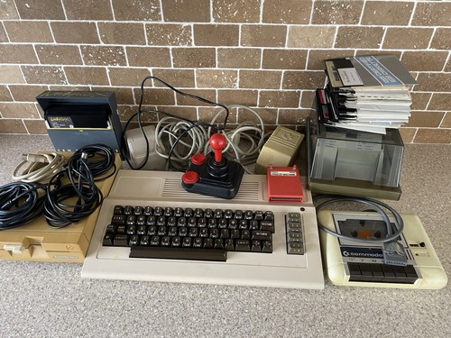 Commodore c64 bundle floppy - 64,