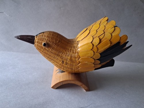 Vintage handmade wicker - wicker, pigeon