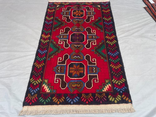 11x4 vintage afghan - 2'11x4'10,